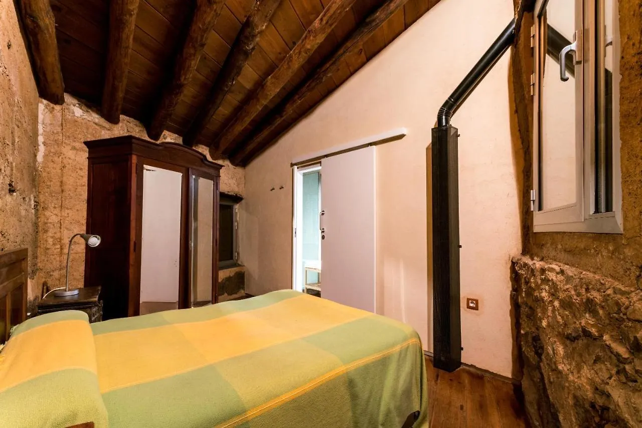 Casa de Férias El Zarzo De Nemesio, Alberca Barbacoa 2 Hab 4 Pers Mas 2 Max Vila Valdelarco Espanha