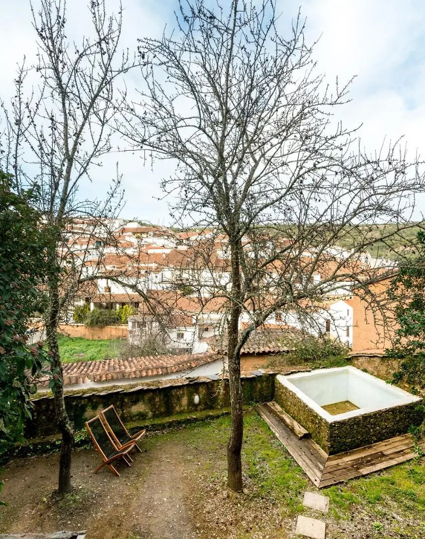 El Zarzo De Nemesio, Alberca Barbacoa 2 Hab 4 Pers Mas 2 Max Villa Valdelarco 0*,  Spain