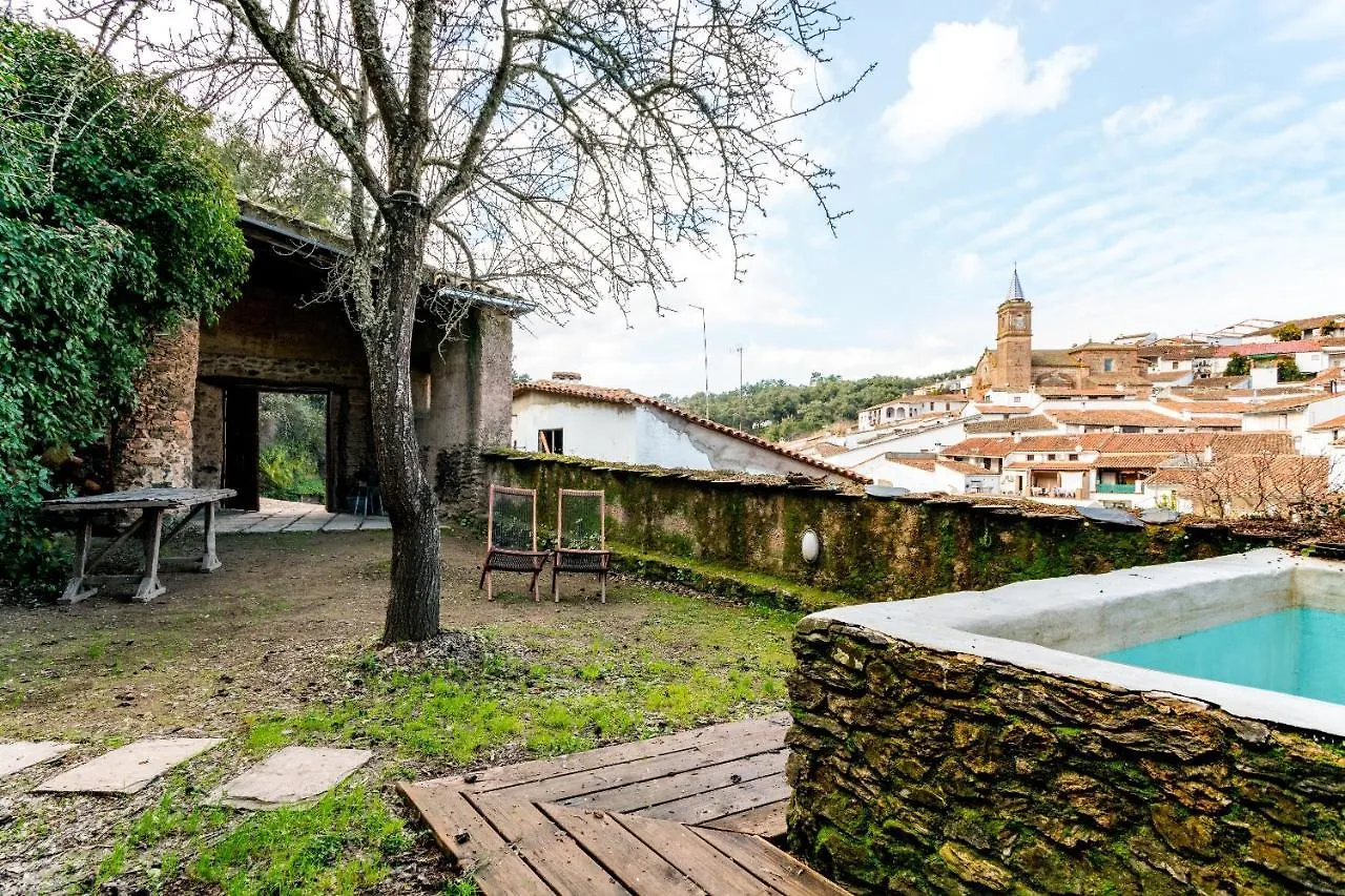 El Zarzo De Nemesio, Alberca Barbacoa 2 Hab 4 Pers Mas 2 Max Villa Valdelarco