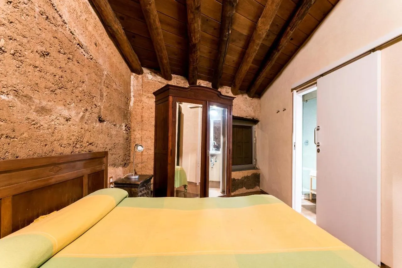 Holiday home El Zarzo De Nemesio, Alberca Barbacoa 2 Hab 4 Pers Mas 2 Max Villa Valdelarco